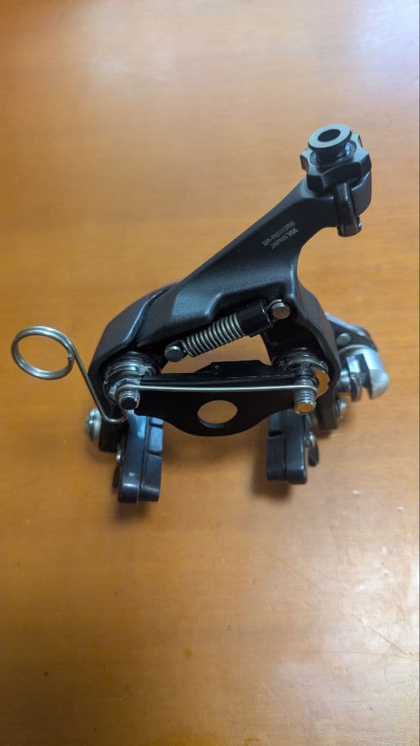 ULTEGRA ダイレクトマウントブレーキ　BR-R8010(FとRS)