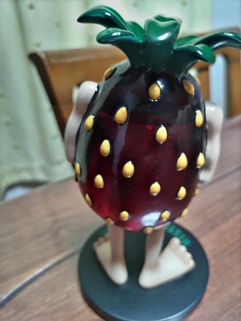 ストロベリーモンスター