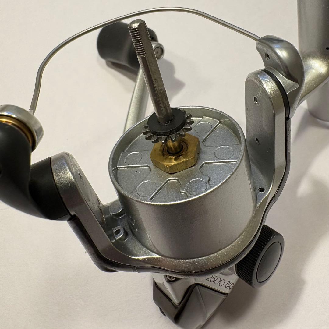 zio様シマノ バイオマスター2500MgS スピニングリール
