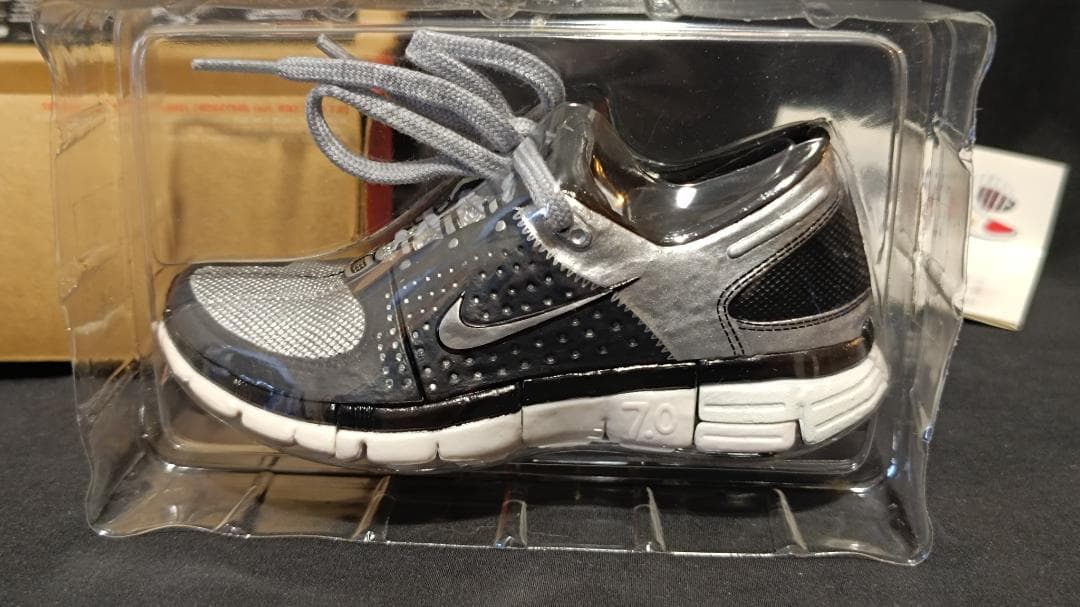 Nikeトランスフォーマー メガトロン 2007 sports label