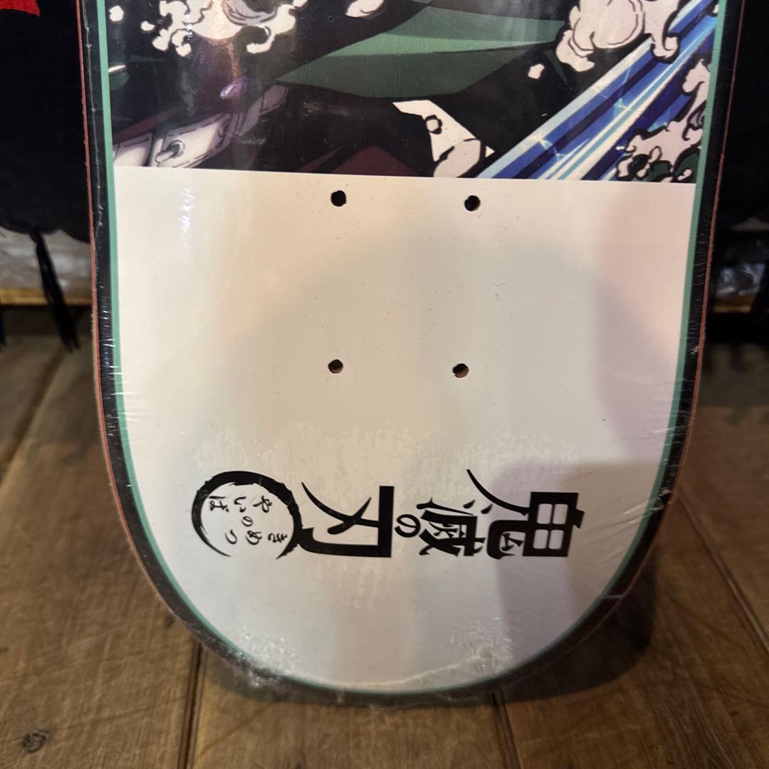 ELEMENT 鬼滅の刃 炭治郎 スケボーデッキ8×31.75㌅