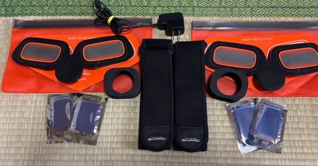 【美品】ジェル付　シックスパッド ボディフィット2 充電式