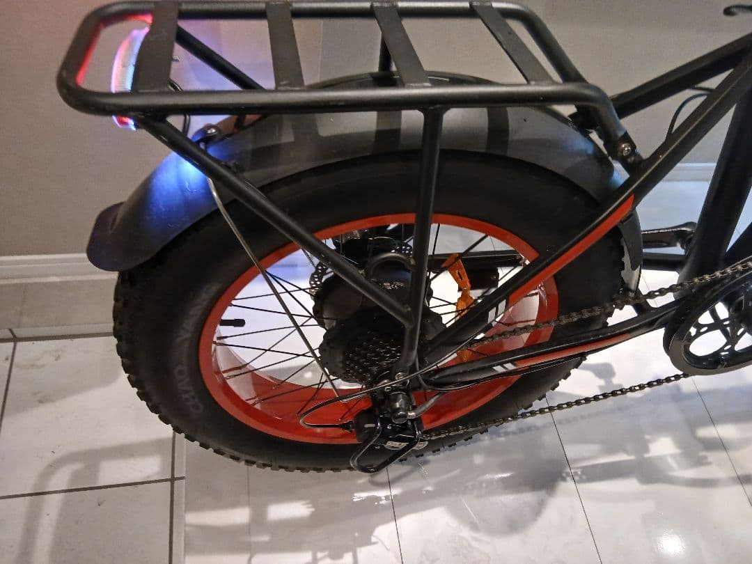 20x4,0インチホイール自転車