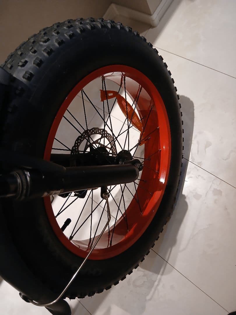 20x4,0インチホイール自転車