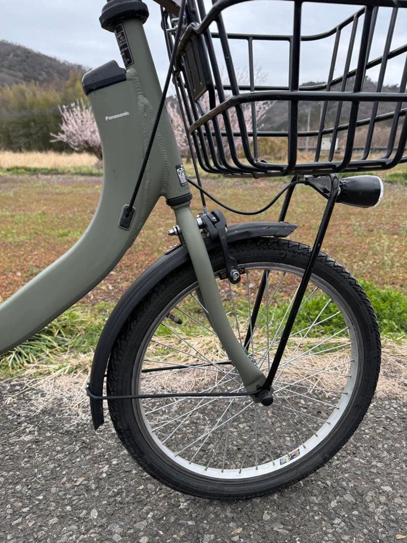 グレー 電動アシスト自転車 シティタイプ 前バスケット付き
