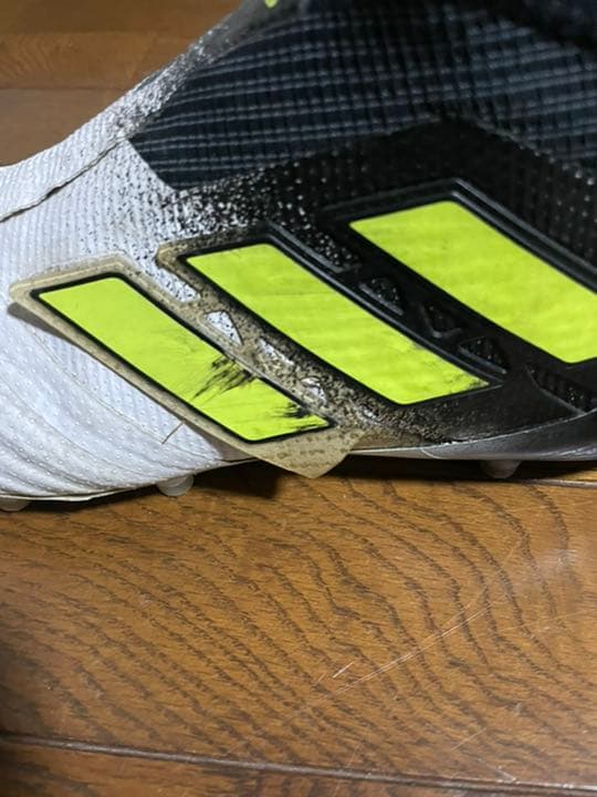 アディダス サッカースパイク ピュアコントロール