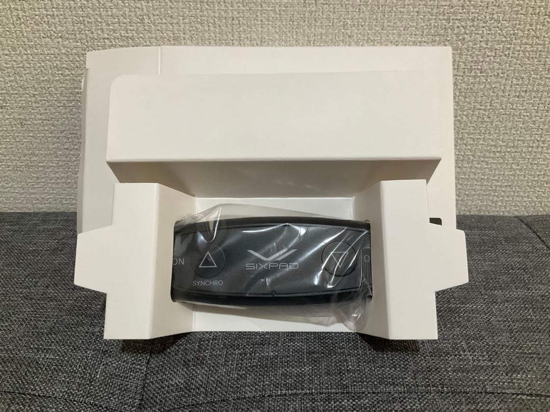 【 Lサイズ 】新モデル SIXPAD Abs 2＋コントローラーセット