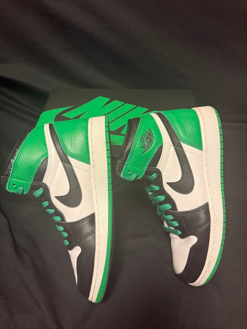 NIKE Air Jordan 1 ホワイト/ブラック/グリーン