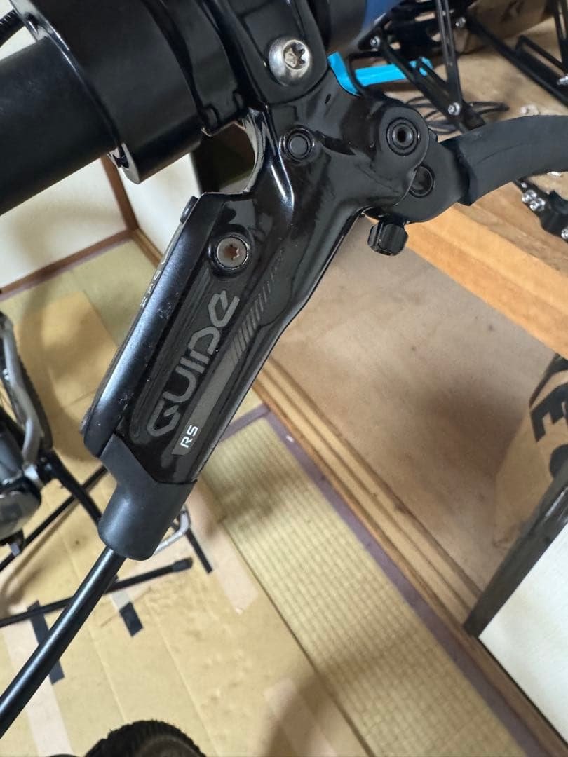 スラム　SRAM GUIDE RS 4ピストンブレーキ