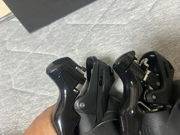 Shimano R7000 105 ST-R7000 左右レバー　11速　機械式