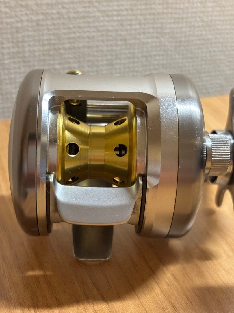 DAIWA ダイワ ミリオネア CV-X 105 バサートグラファイト