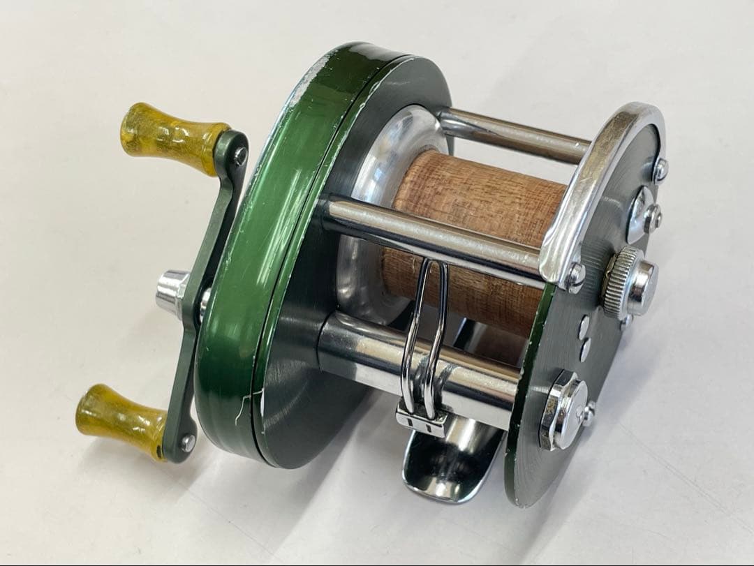リール Shakespeare 1973 Sportcast MODEL FK