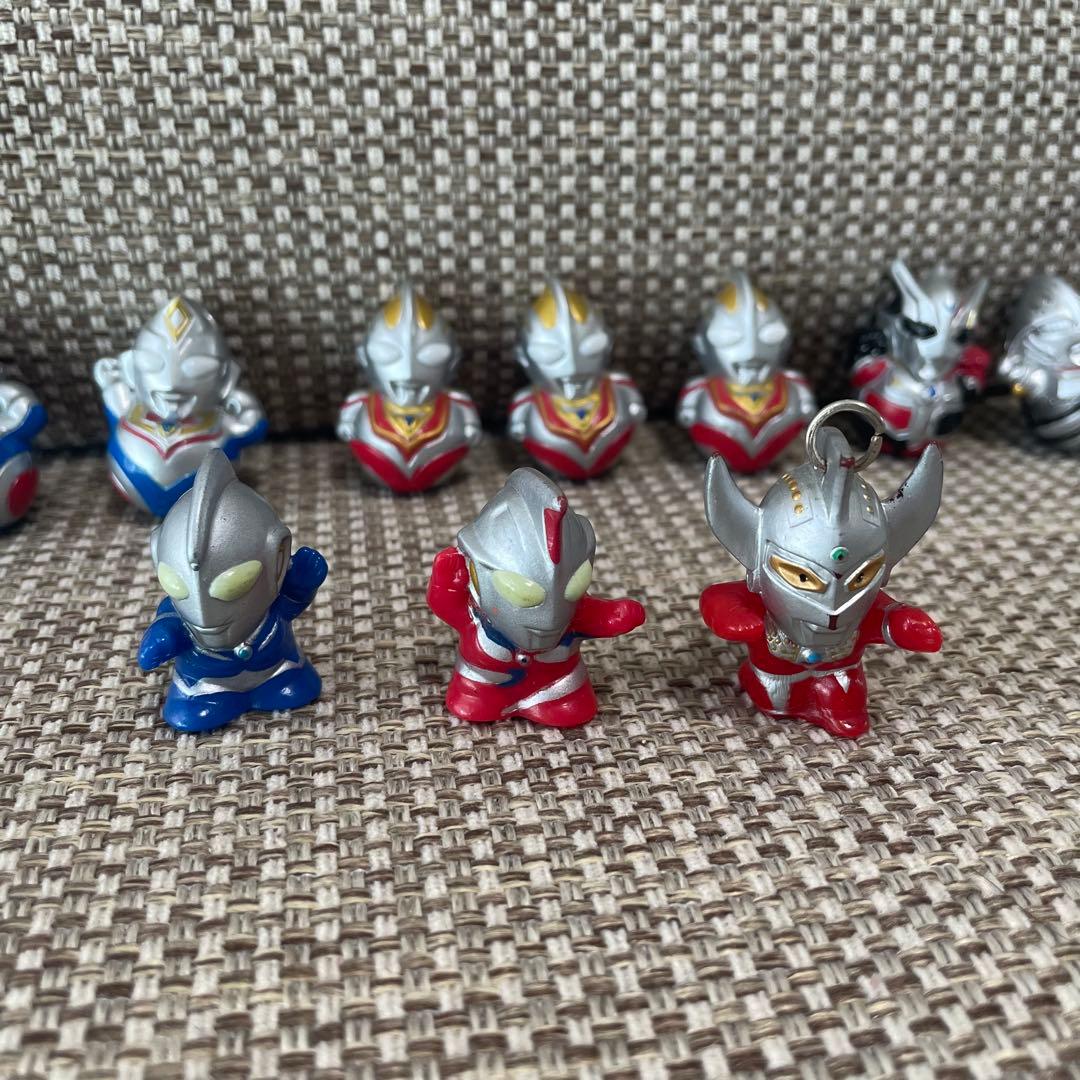 ウルトラマン 起き上がり小法師　8体セット　指人形　おまけ付き