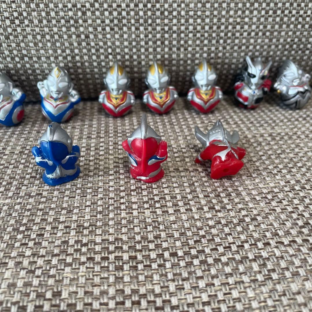 ウルトラマン 起き上がり小法師　8体セット　指人形　おまけ付き