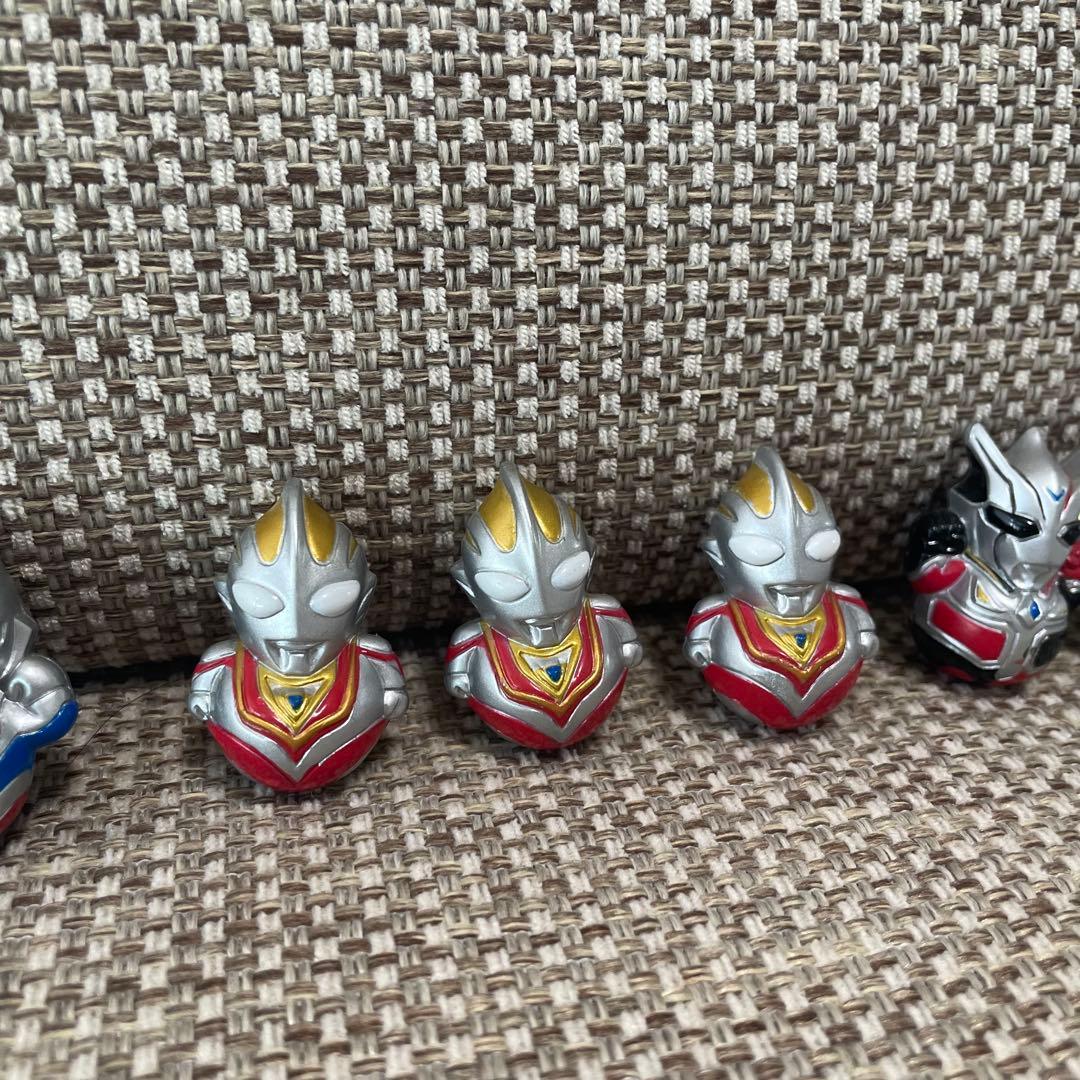 ウルトラマン 起き上がり小法師　8体セット　指人形　おまけ付き