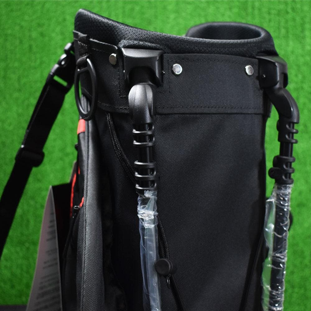 Titleist/タイトリスト ゴルフ 軽量キャディバッグ8.5型【黒】新品！