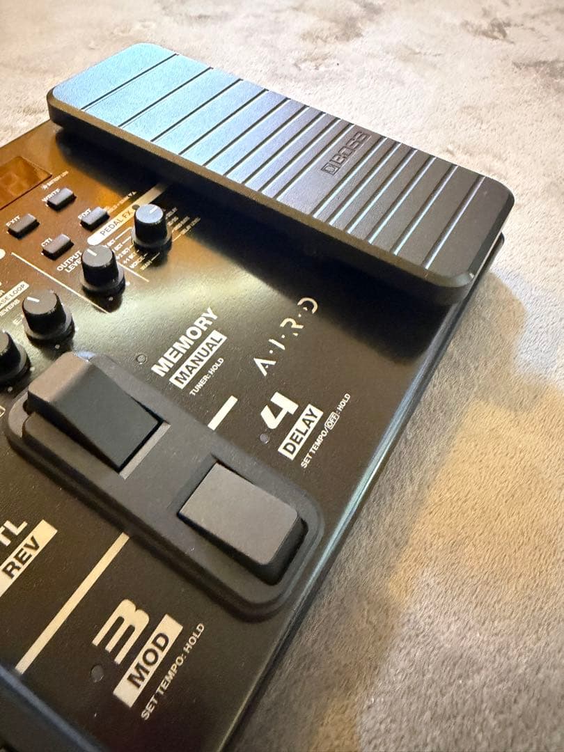 BOSS ME-90 マルチエフェクター　AIRD搭載最高峰の音質