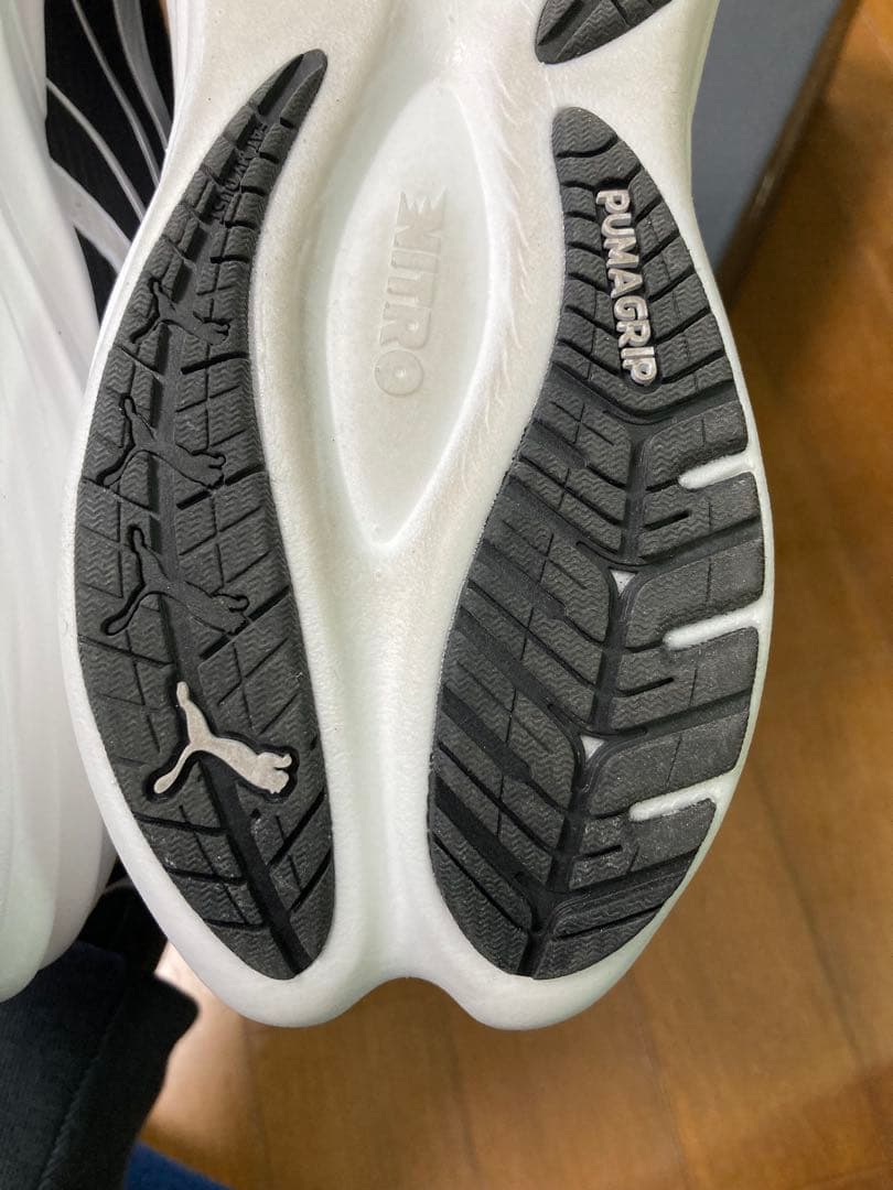 PUMA ヴェロシティ ニトロ 4 AP ブラック 27.5cm