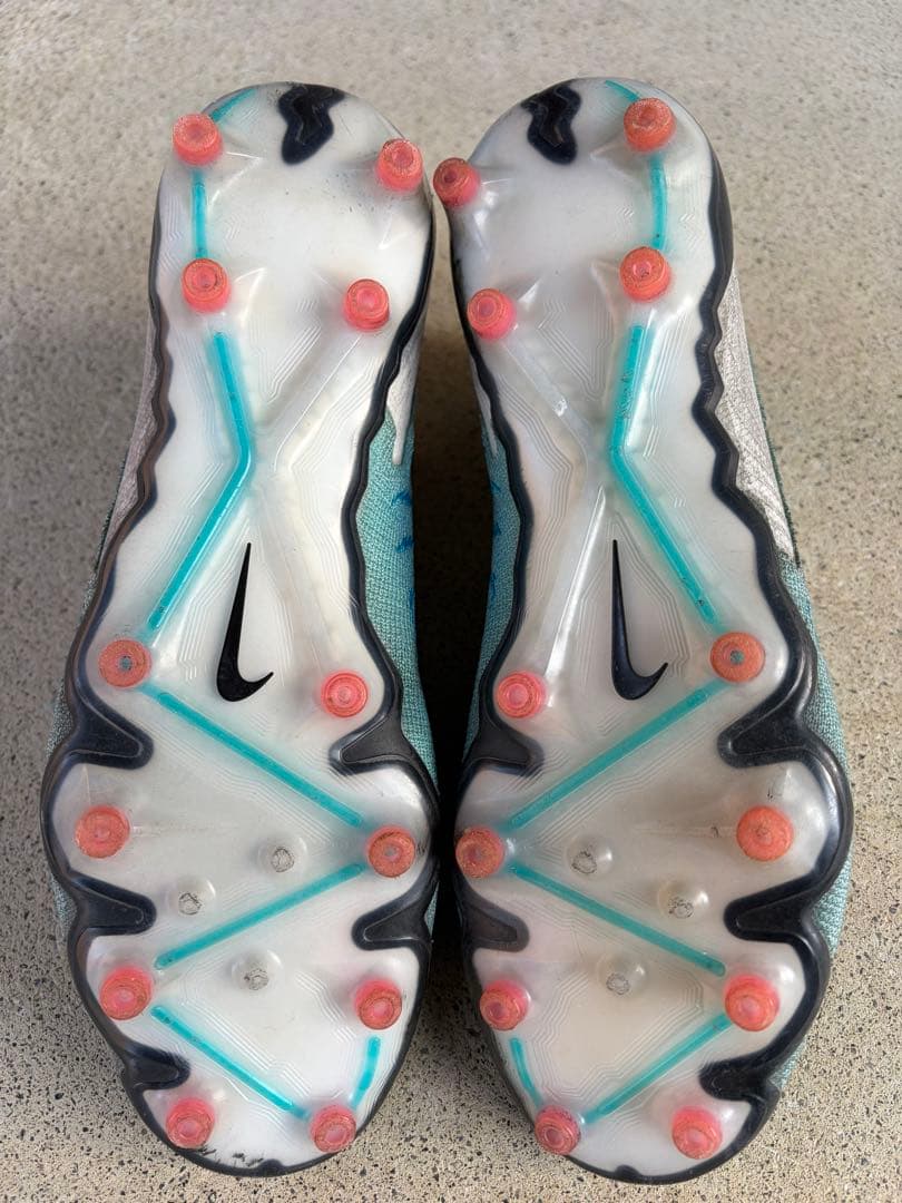 Nike Phantom gx エリート　サッカーシューズ 青/ピンク26センチ