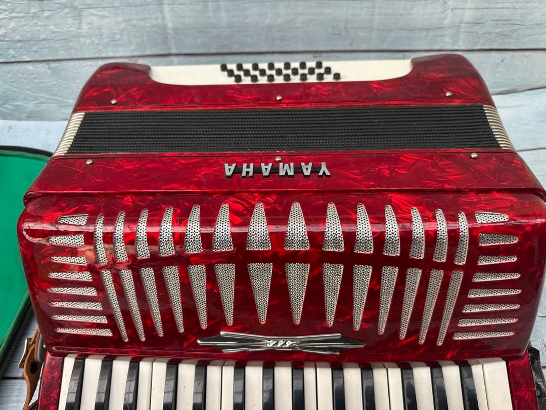 YAMAHA ヤマハ　32鍵盤　YA-21 アコーディオ(H41)