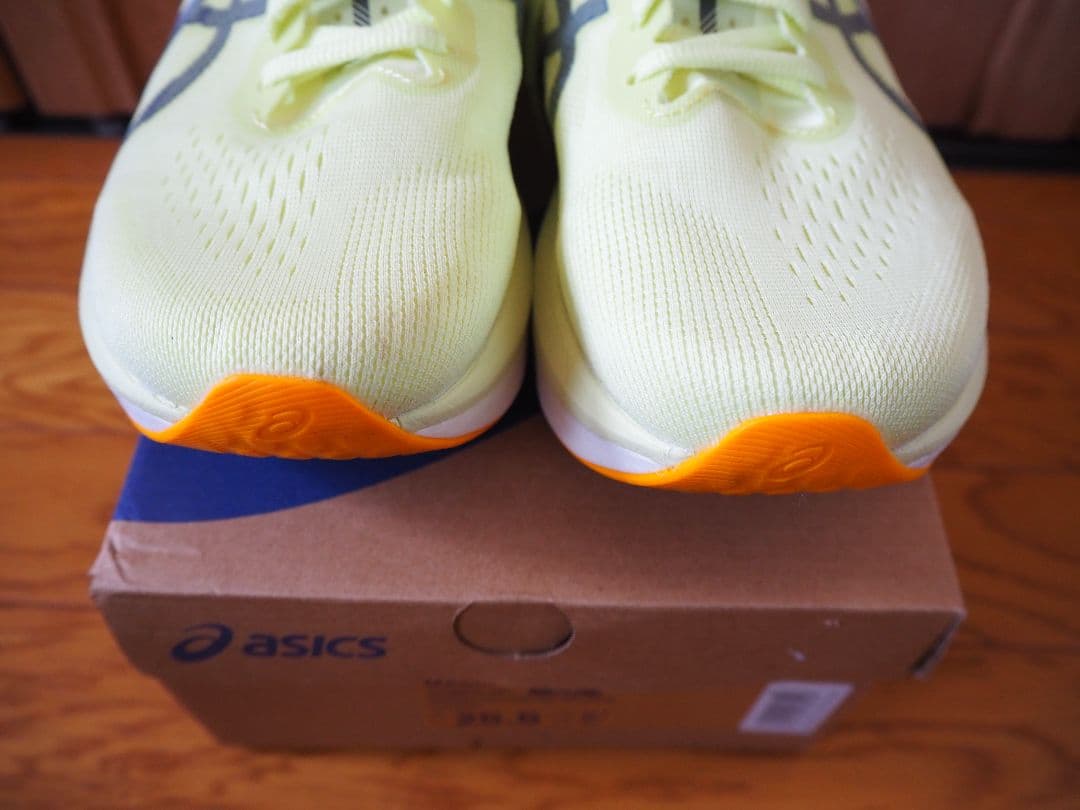 ASICS MAGIC SPEED 4 サイズ25.5cm
