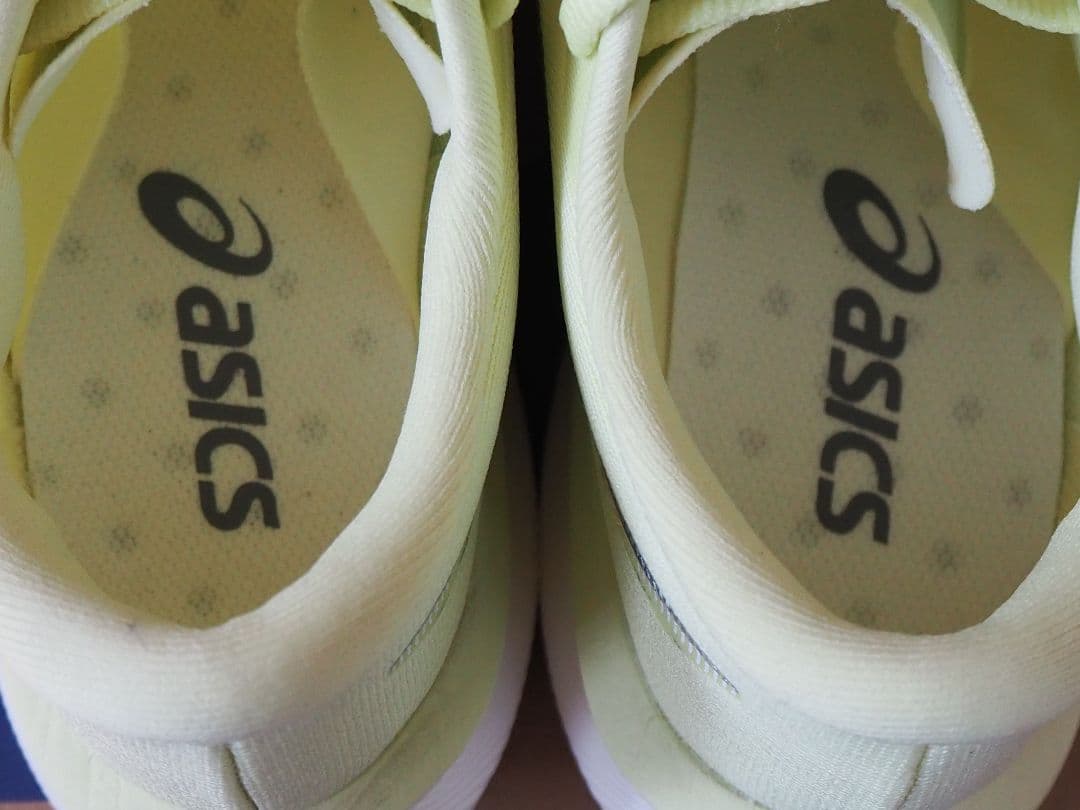 ASICS MAGIC SPEED 4 サイズ25.5cm
