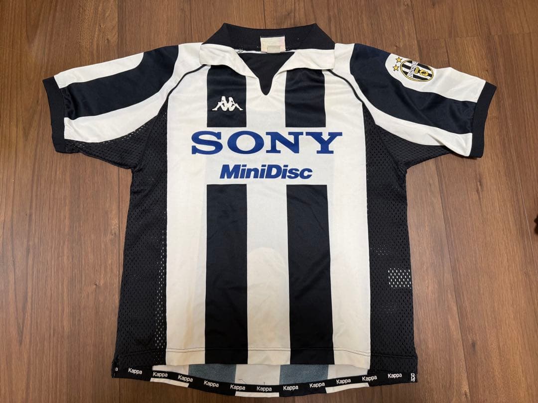 1997-1998シーズンユヴェントスユニフォーム