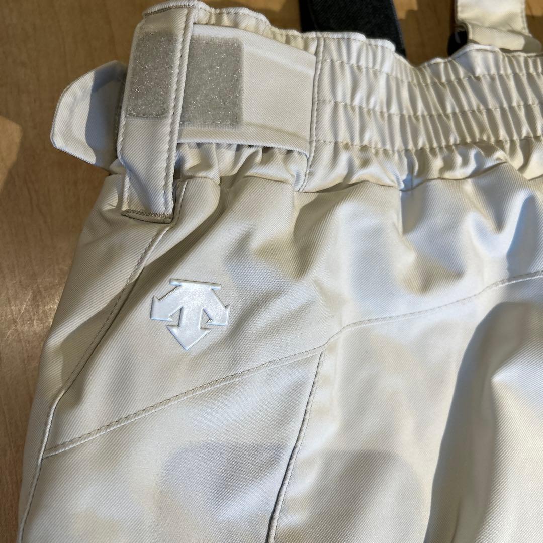 DESCENTE サスペンダー付きスキー・スノーボードウェア