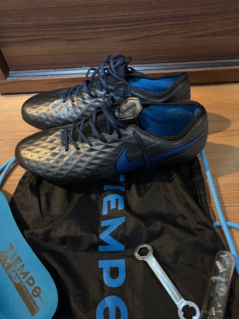 NIKE TIEMPO レジェンド8 SG 28,5cm