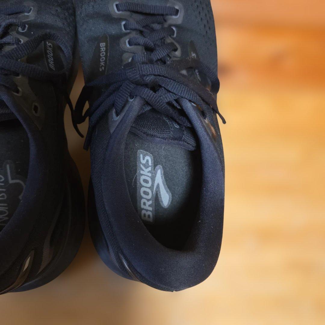 BROOKS ブルックス ゴースト15 4E ブラック 26.5㎝