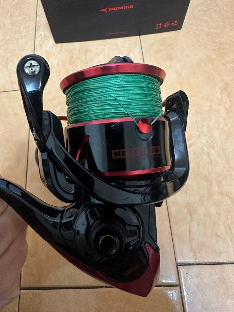 美品　KastKing Sharky III 5000 ゴメクサス　カストキング