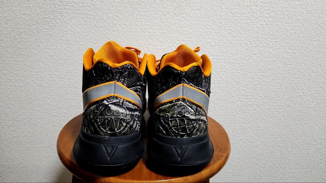 NIKE カイリー5 \"TACO\" PE 26.5
