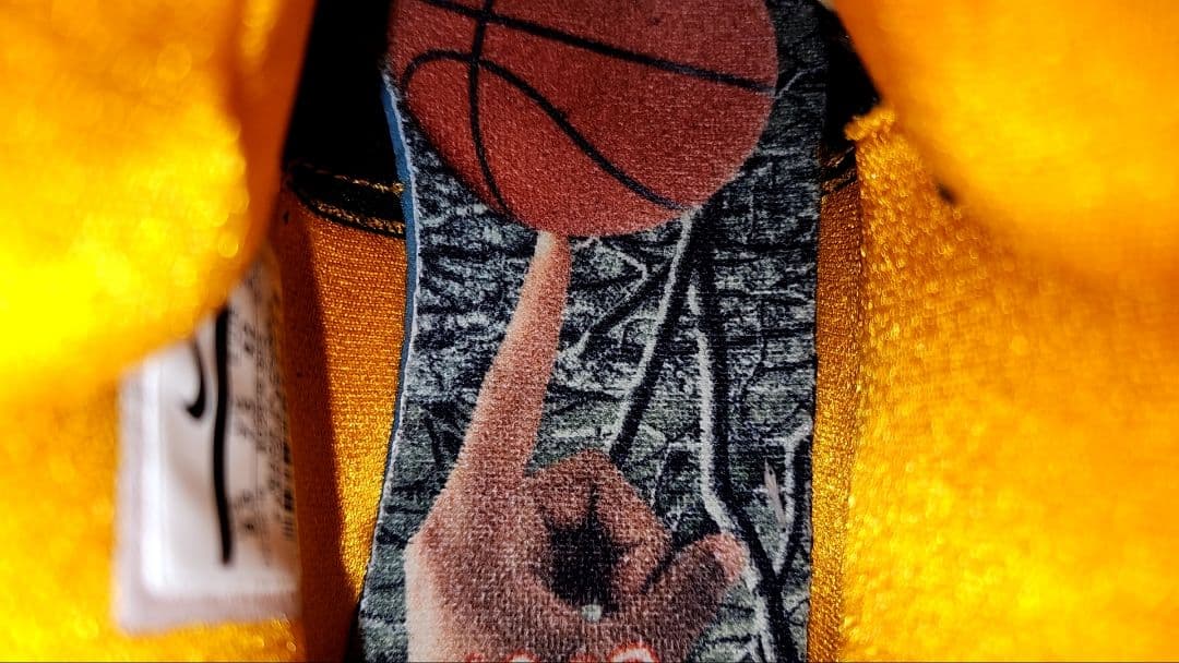 NIKE カイリー5 \"TACO\" PE 26.5