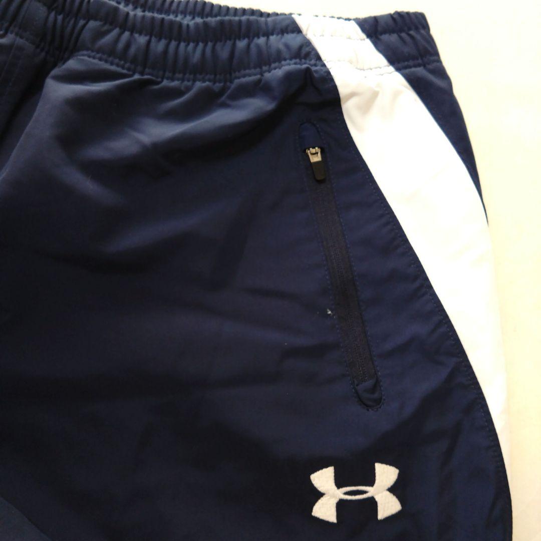 [Z21] UNDERARMOUR ジャージXL　MEN濃紺ストライプ　スポーツ