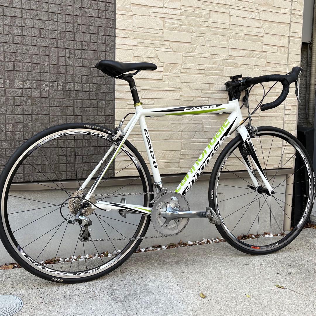 【未使用に近い】cannondale キャノンデール CAAD8 tiagra
