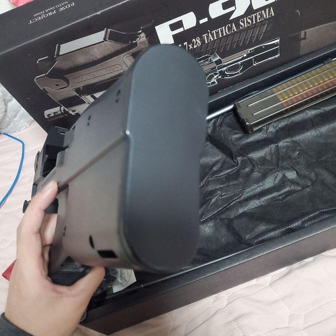 東京マルイ 電動ガン P90 競技専用 P-90 TATTICA SISTEMA