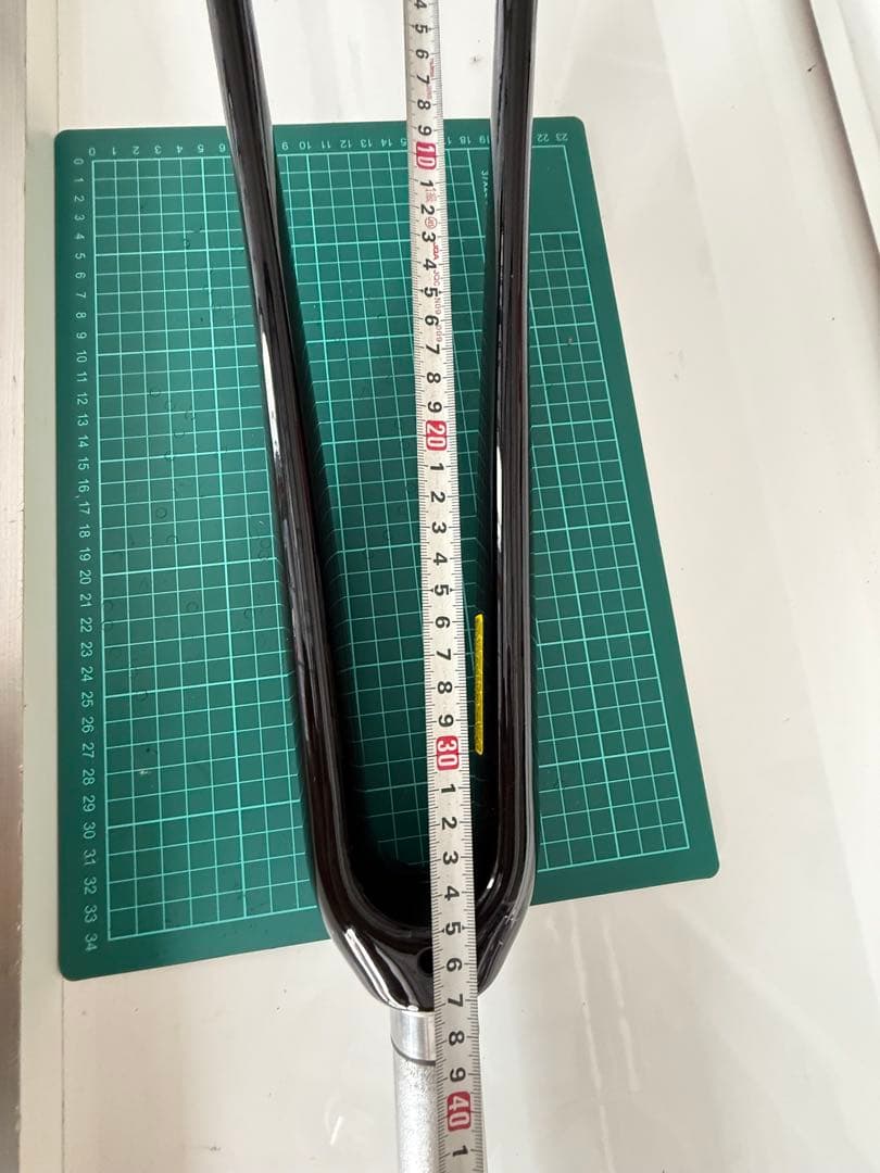 ジ*イ様 700c カーボン　フロントフォーク