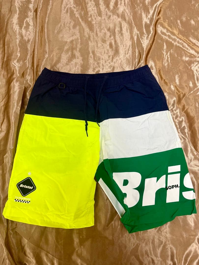 【美品】F.C.Real Bristol ナイロンジャージセットアップFCRB