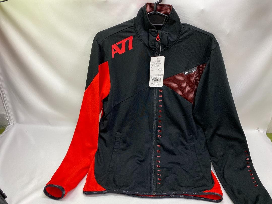 アシックス　トレーニングジャケット　XXL　XAT715