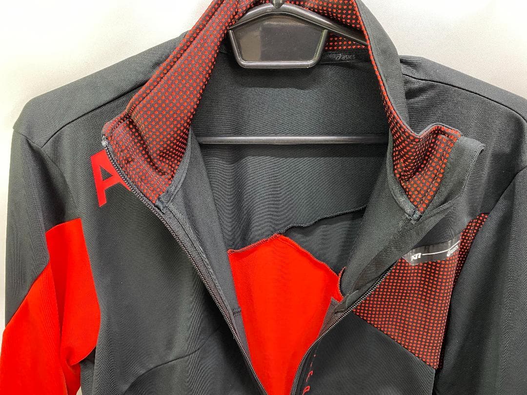 アシックス　トレーニングジャケット　XXL　XAT715