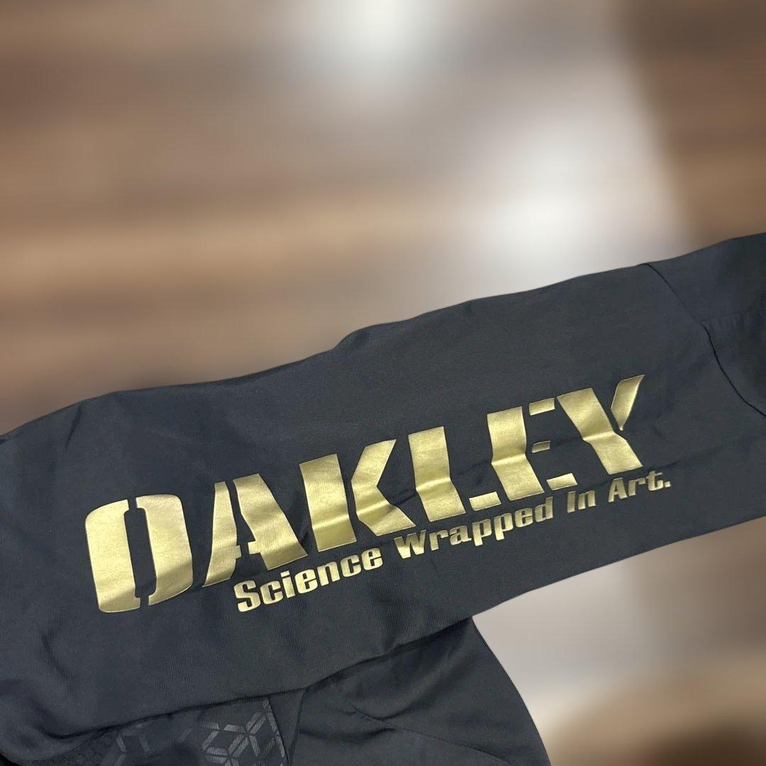 OAKLEY　オークリー　薄手トレーニング　セットアップ