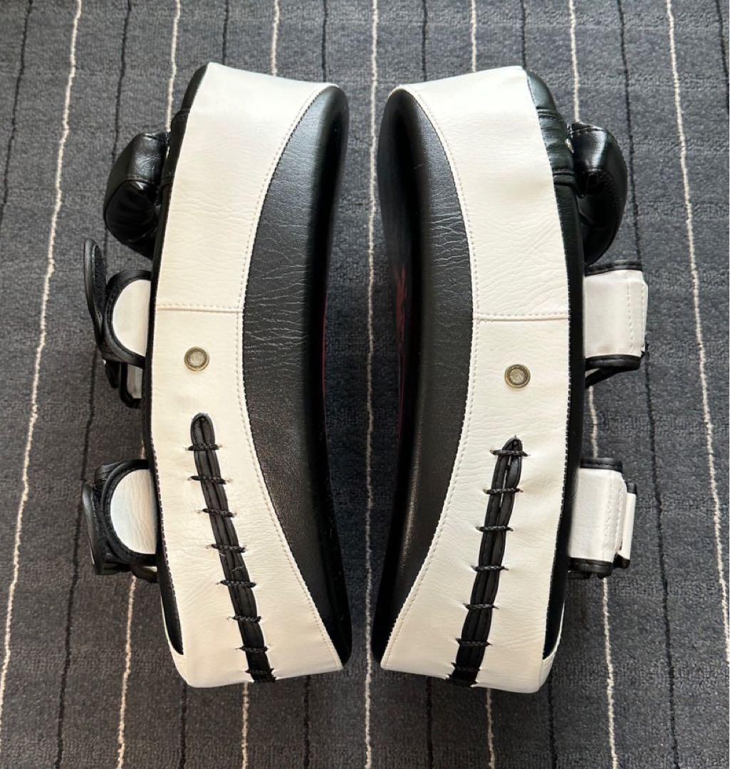 キックミット　格闘技　キックボクシング　ボクシング　ボクササイズ　フィットネス