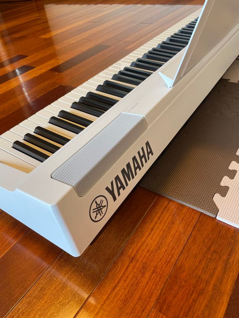 YAMAHA P125WH 88鍵 ホワイト電子ピアノ 送料込み
