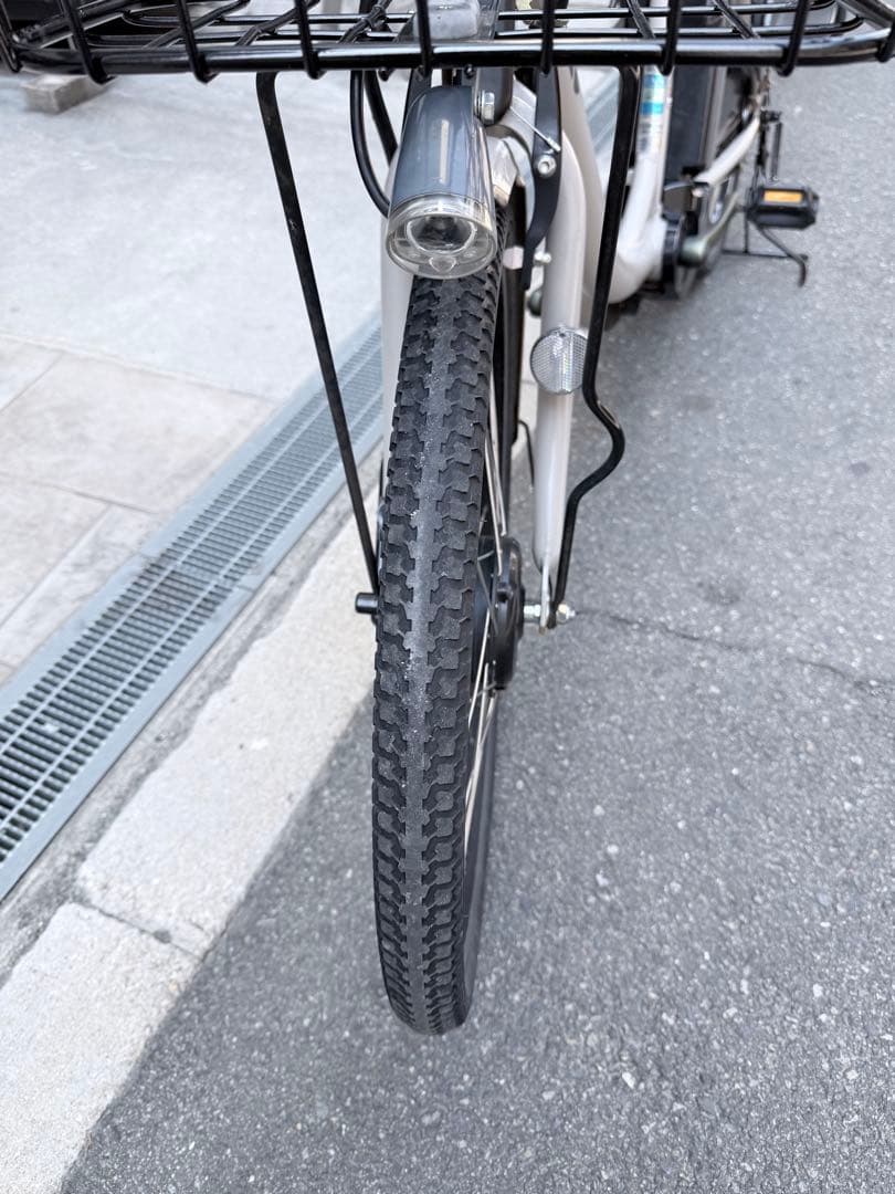 子供乗せ　BIKKE ブリヂストン　電動アシスト自転車 チャイルドシート付き