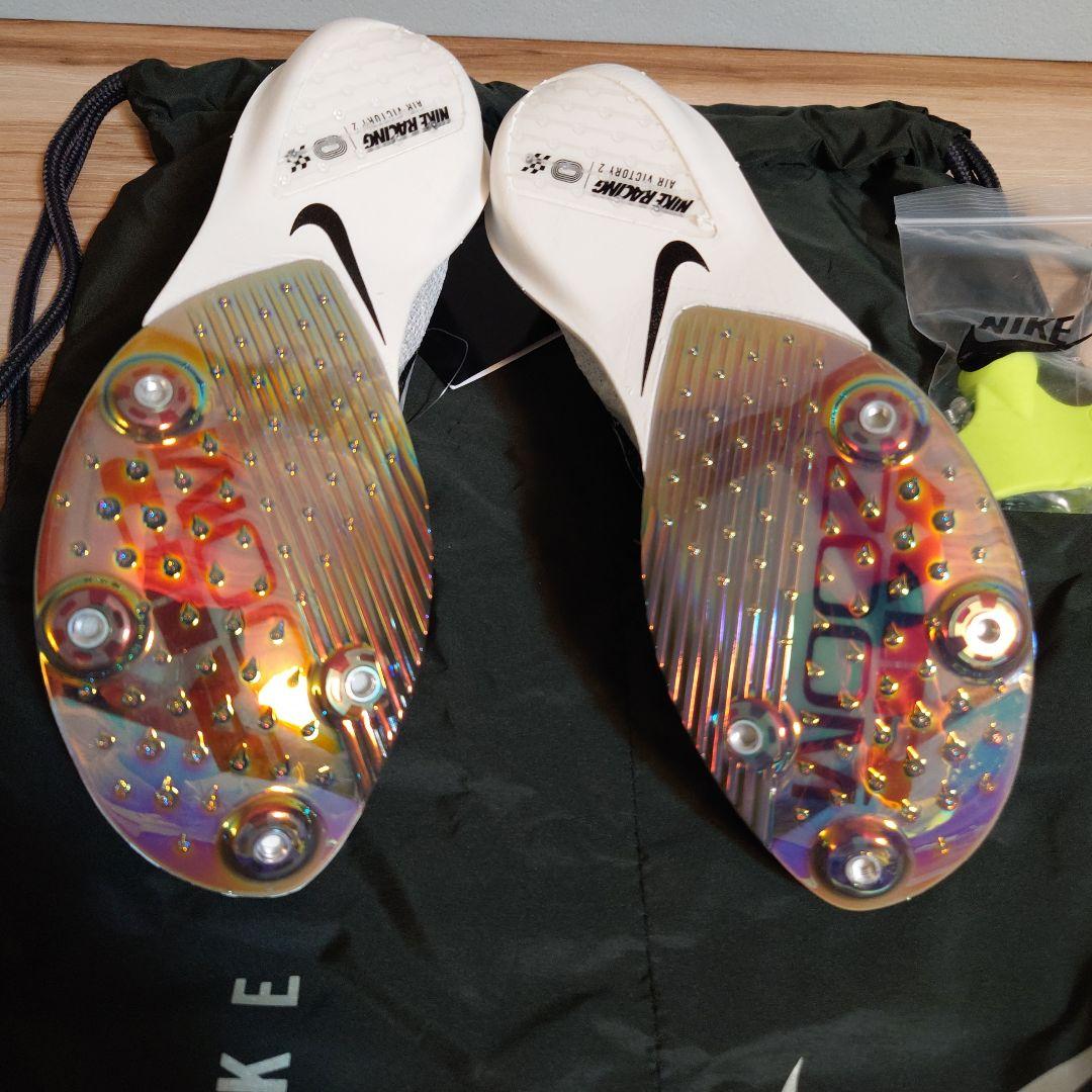 新品　ナイキ エアズームビクトリー2 　24.5　スパイク　陸上