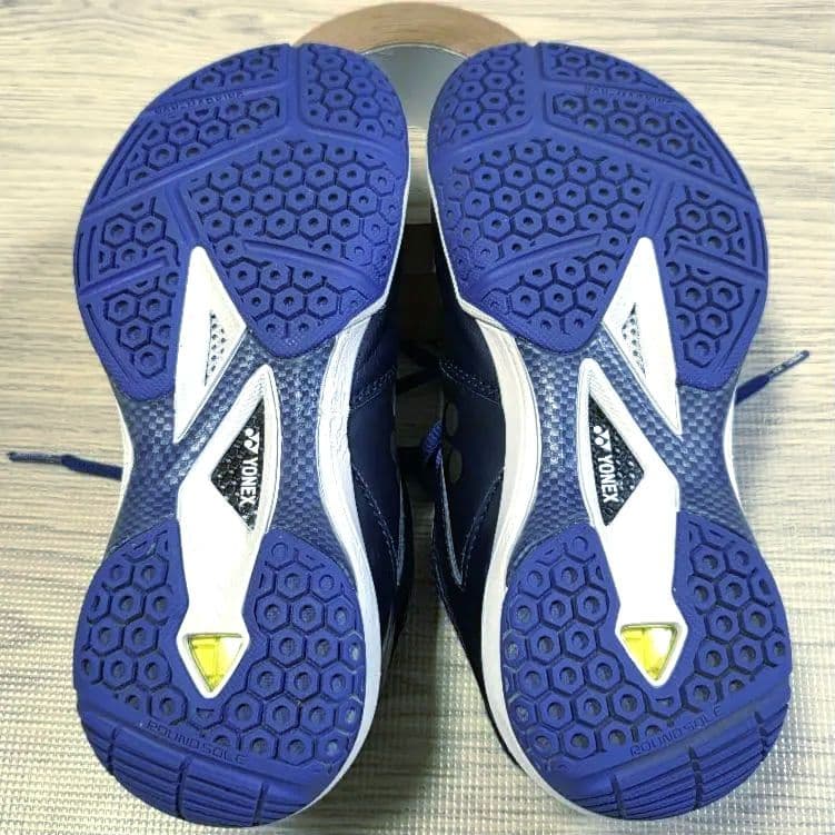 YONEX 桃田賢斗モデル バドミントン用シューズ 23.0cm