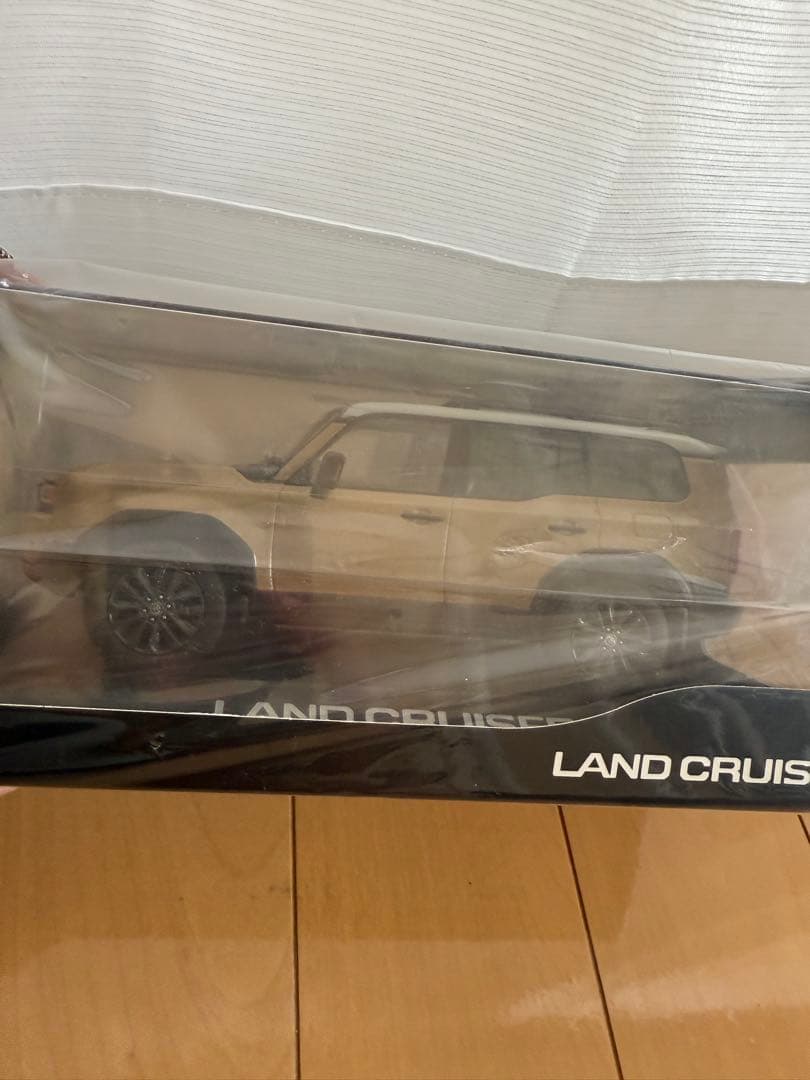 ランドクルーザー ベージュ ミニカー