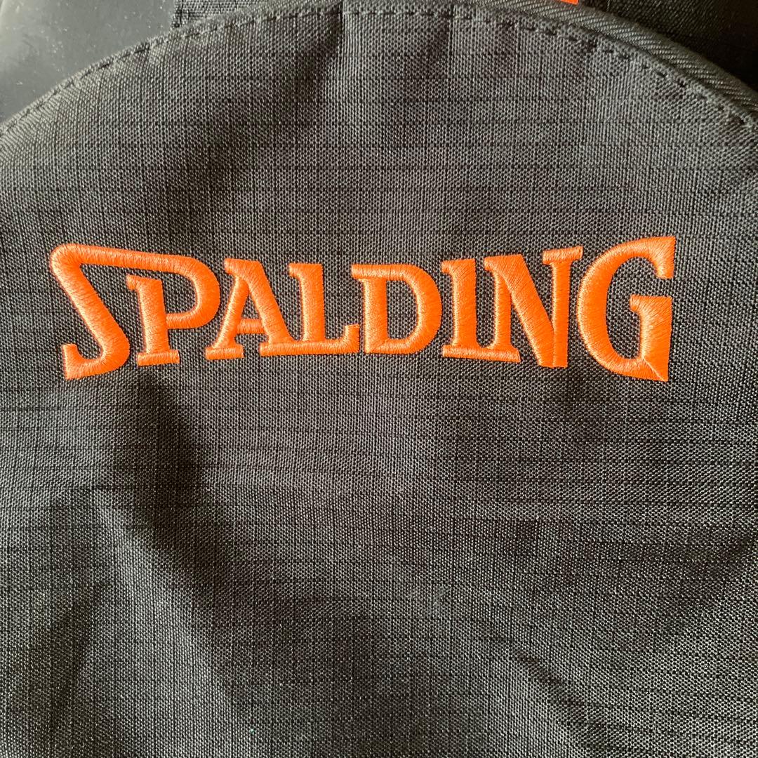 ★未使用に近い【SPALDING】バスケットボールリュック　ネオンオレンジ男女