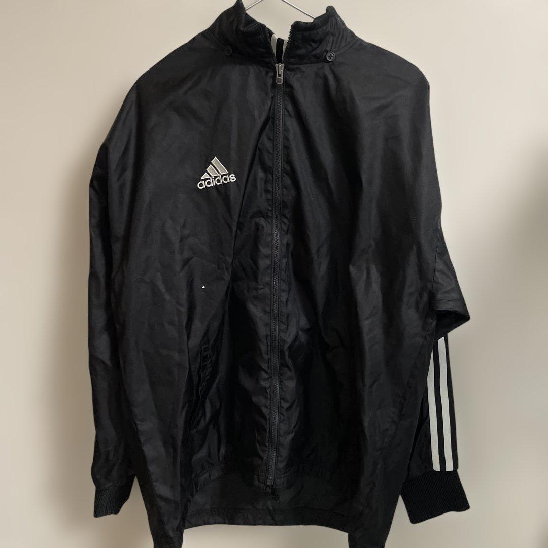 adidas（アディダス）ヴィンテージ感漂うナイロンセットアップ上下セット