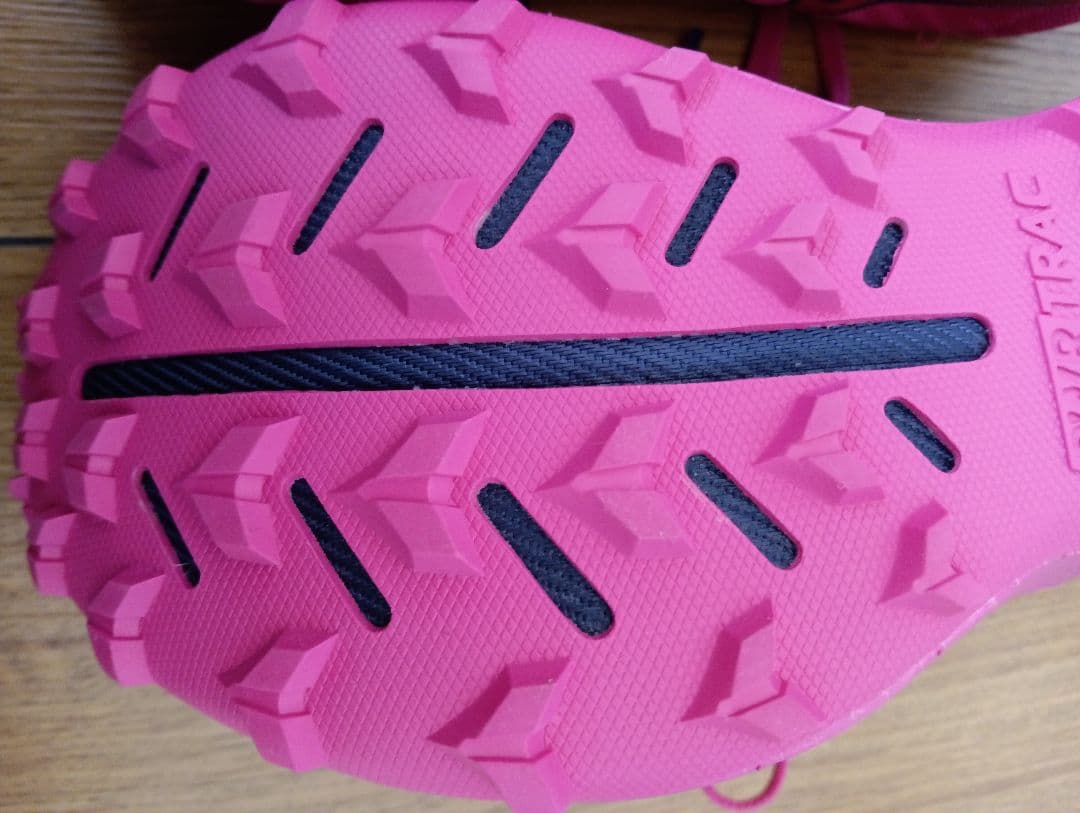（未使用）Saucony エンドルフィンエッジ 26.0cm